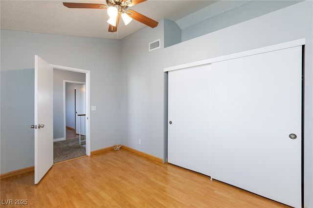 3228 Mariner Bay Street, Las Vegas, NV 89117