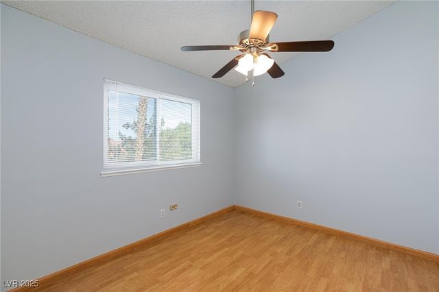 3228 Mariner Bay Street, Las Vegas, NV 89117