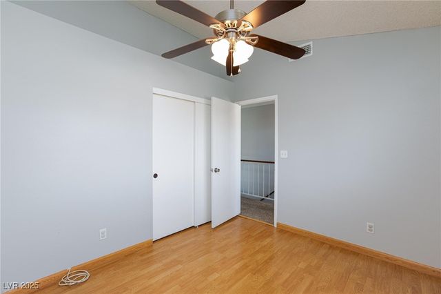 3228 Mariner Bay Street, Las Vegas, NV 89117