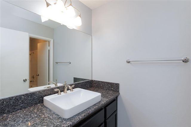 3228 Mariner Bay Street, Las Vegas, NV 89117