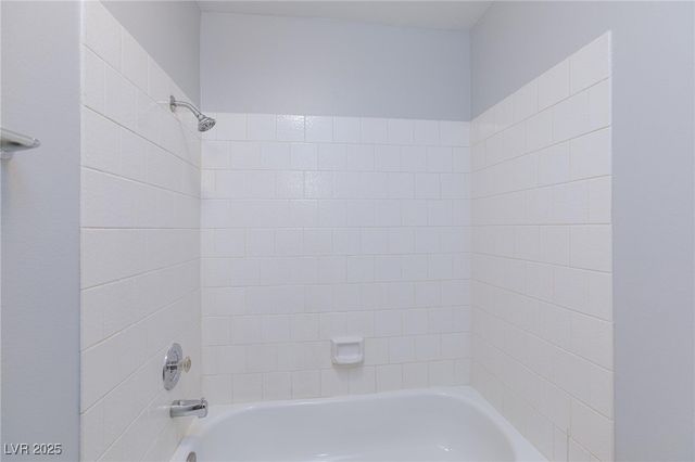 3228 Mariner Bay Street, Las Vegas, NV 89117