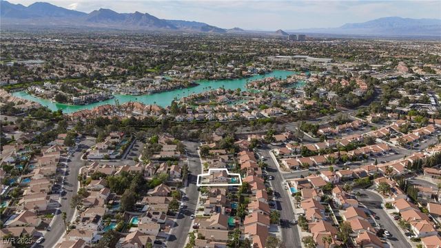 3228 Mariner Bay Street, Las Vegas, NV 89117