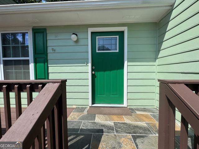 110 Stagecoach Trail, Stockbridge, GA 30281