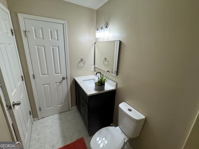 110 Stagecoach Trail, Stockbridge, GA 30281