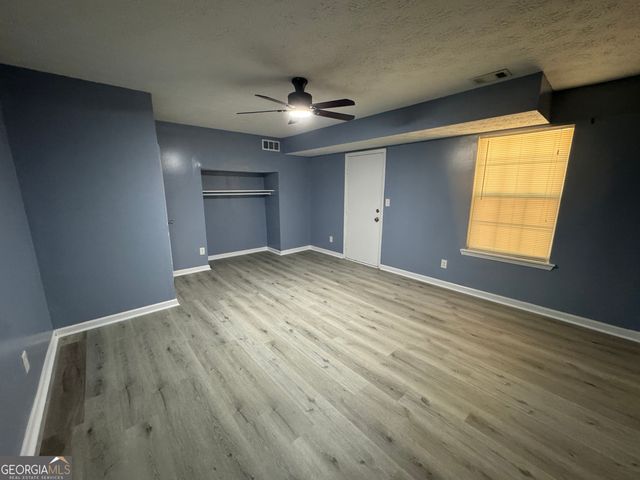 110 Stagecoach Trail, Stockbridge, GA 30281