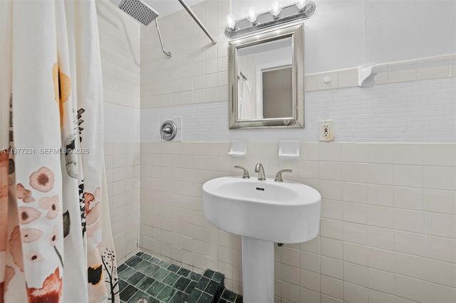 1211 Pennsylvania Ave A1, Miami Beach, FL 33139