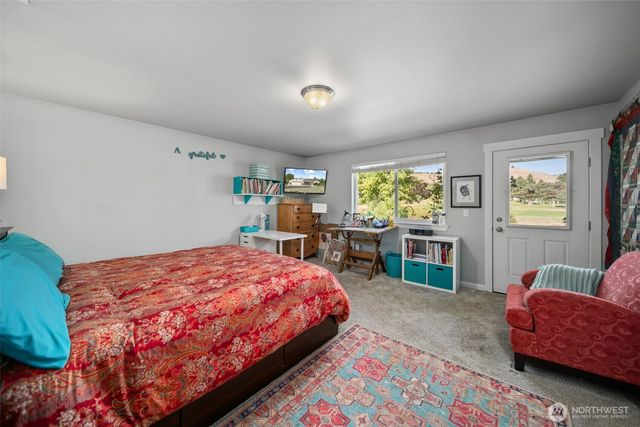 2973 Jamaica Street, Malaga, WA 98828