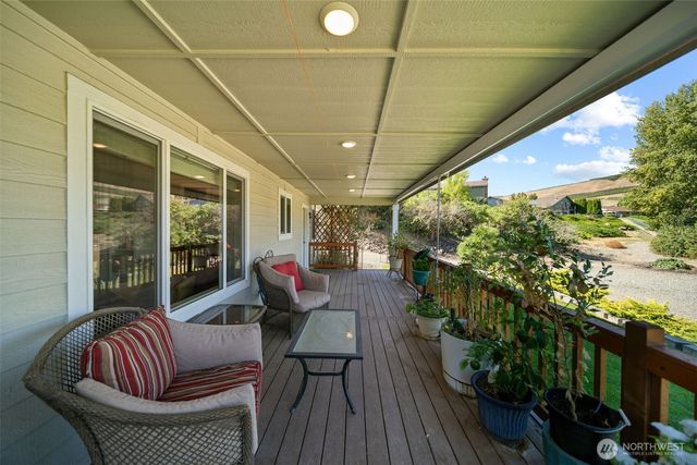 2973 Jamaica Street, Malaga, WA 98828