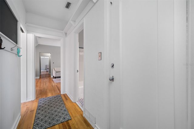 205 25TH AVENUE NE, St Petersburg, FL 33704