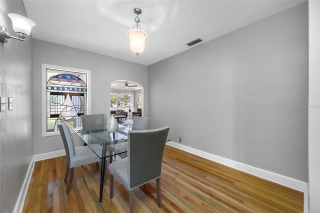 205 25TH AVENUE NE, St Petersburg, FL 33704