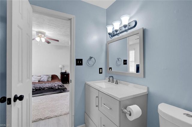 124 Woodside DR, Williamsburg, VA 23185