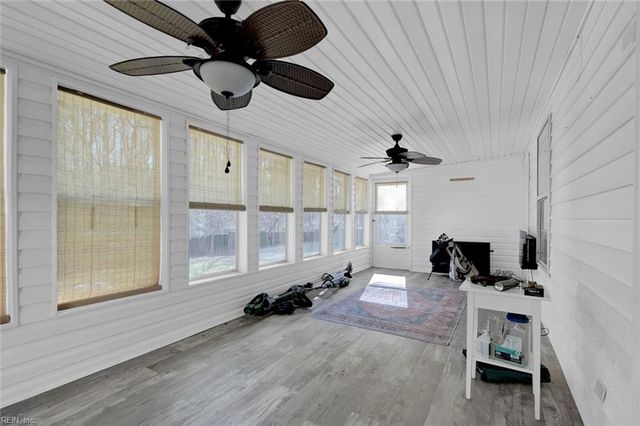 124 Woodside DR, Williamsburg, VA 23185