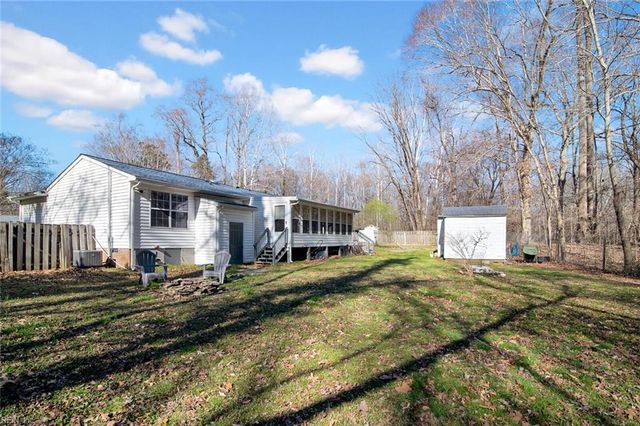 124 Woodside DR, Williamsburg, VA 23185