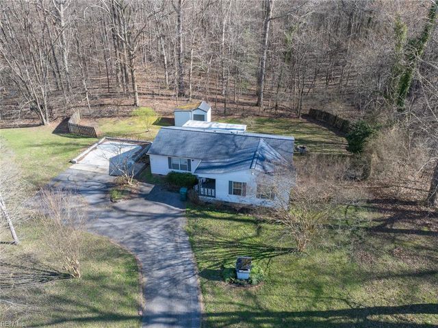 124 Woodside DR, Williamsburg, VA 23185