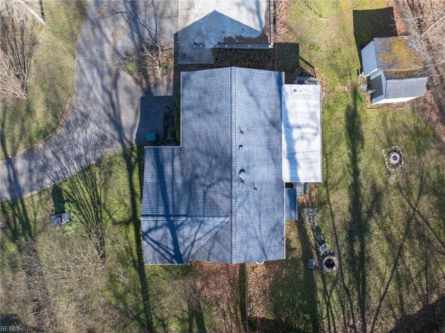 124 Woodside DR, Williamsburg, VA 23185