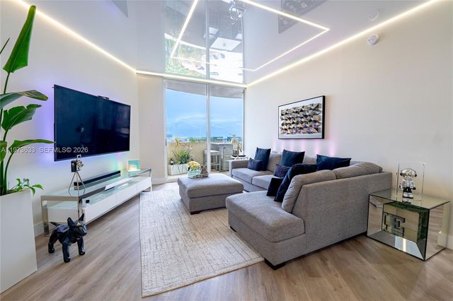 19501 W Country Club Dr 1011, Aventura, FL 33180