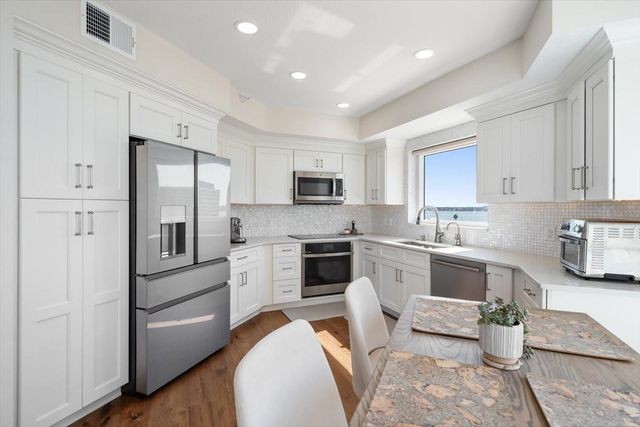 1170 GULF BOULEVARD 605, Clearwater, FL 33767