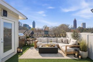 353 Brownstones Circle NE, Atlanta, GA 30312