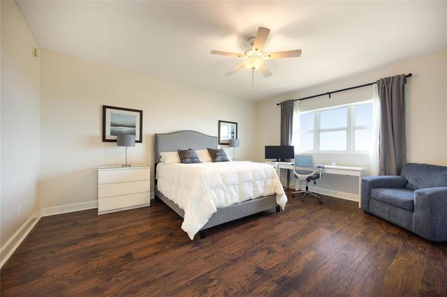 14951 Royal Oaks Lane 1109, North Miami, FL 33181