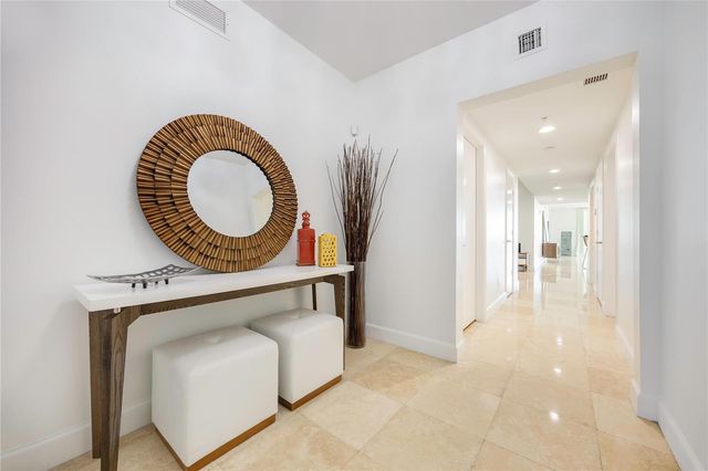 14951 Royal Oaks Lane 1109, North Miami, FL 33181