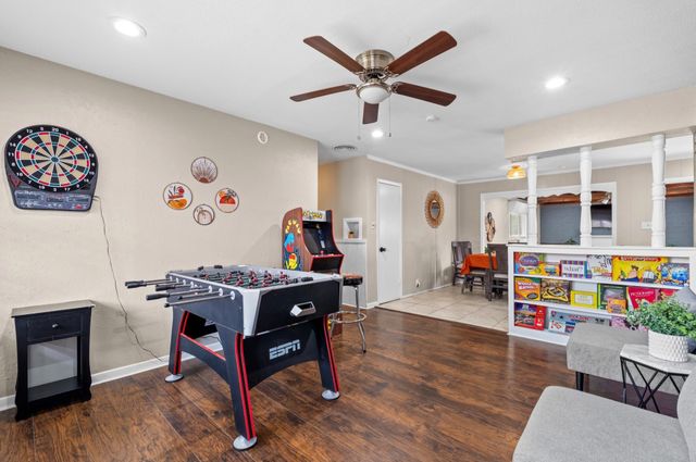 1110 Park Street, Arlington, TX 76011