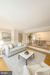 2718 FRANKLIN CT, Alexandria, VA 22302