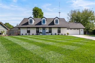 1004 Robin Haven Drive, Bentonville, AR 72712