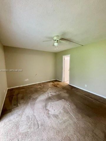 394 Mansfield J J, Boca Raton, FL 33434