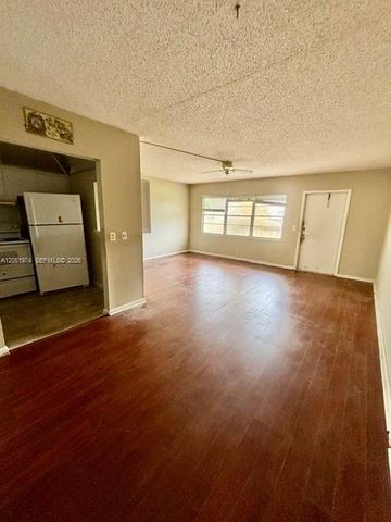 394 Mansfield J J, Boca Raton, FL 33434