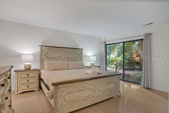 15 Deallyon Ave Apt 1, Hilton Head Island, SC 29928