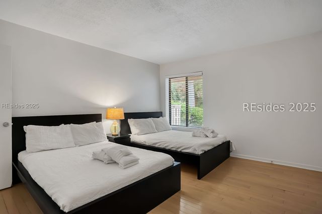 15 Deallyon Ave Apt 1, Hilton Head Island, SC 29928