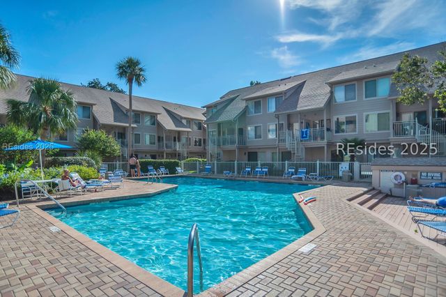 15 Deallyon Ave Apt 1, Hilton Head Island, SC 29928