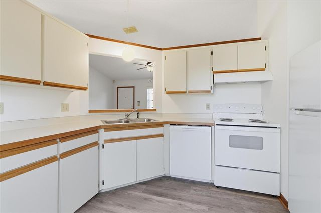 536 GASPAR AVENUE, Deltona, FL 32725