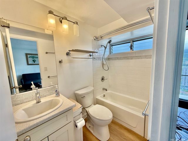 2525 Date Street 2904, Honolulu, HI 96826