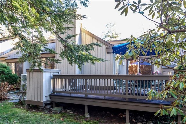 25 Heritage Crest C, Southbury, CT 06488