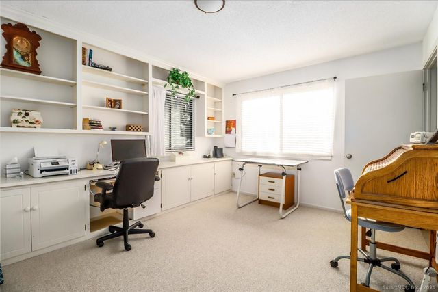 25 Heritage Crest C, Southbury, CT 06488