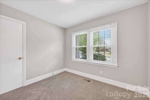 4820 Charleston Drive, Charlotte, NC 28212