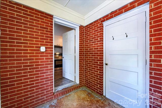 4820 Charleston Drive, Charlotte, NC 28212