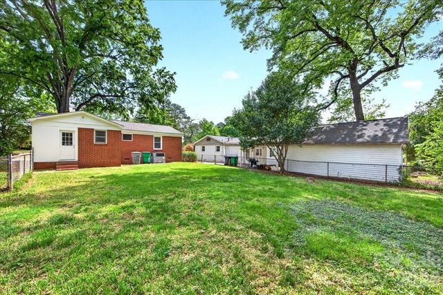 4820 Charleston Drive, Charlotte, NC 28212