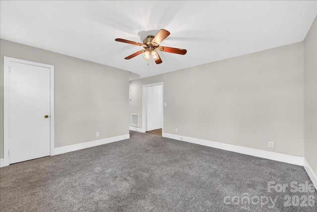 4820 Charleston Drive, Charlotte, NC 28212