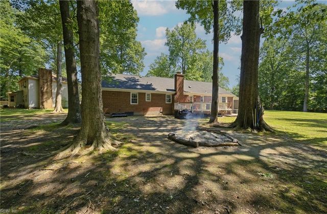 417 Saddle CT, Chesapeake, VA 23323