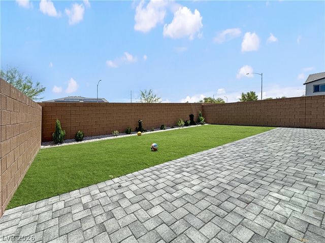 10280 Beckenham Hills Street, Las Vegas, NV 89141