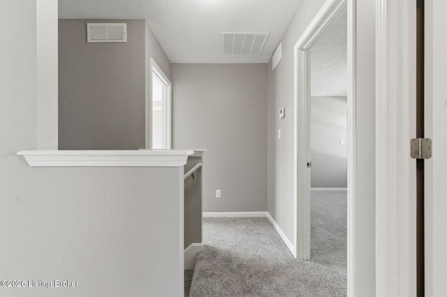 9901 Amarillo Ct, Louisville, KY 40291