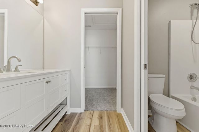 9901 Amarillo Ct, Louisville, KY 40291