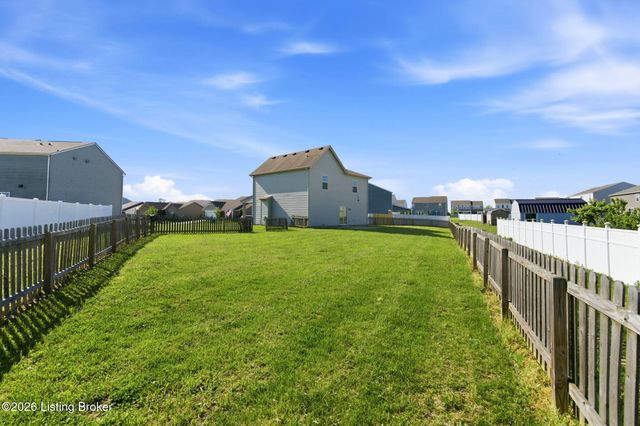 9901 Amarillo Ct, Louisville, KY 40291