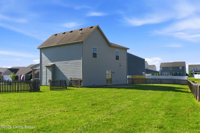 9901 Amarillo Ct, Louisville, KY 40291