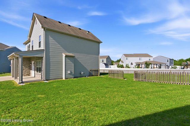 9901 Amarillo Ct, Louisville, KY 40291