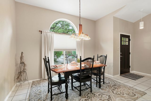 11223 Cedar Mtn, San Antonio, TX 78249