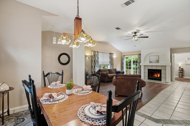 11223 Cedar Mtn, San Antonio, TX 78249