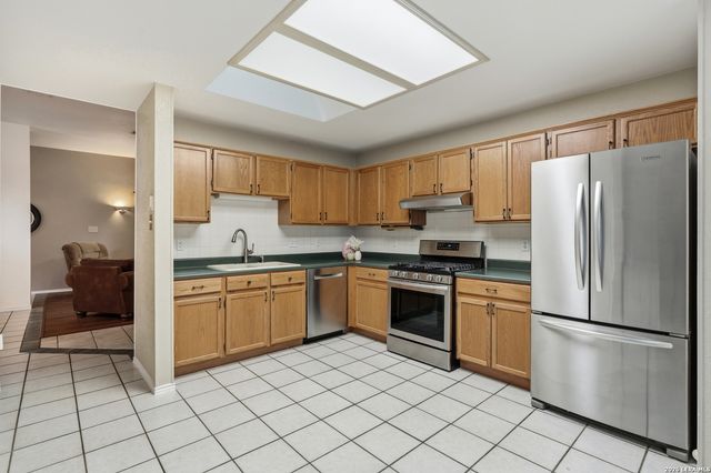 11223 Cedar Mtn, San Antonio, TX 78249